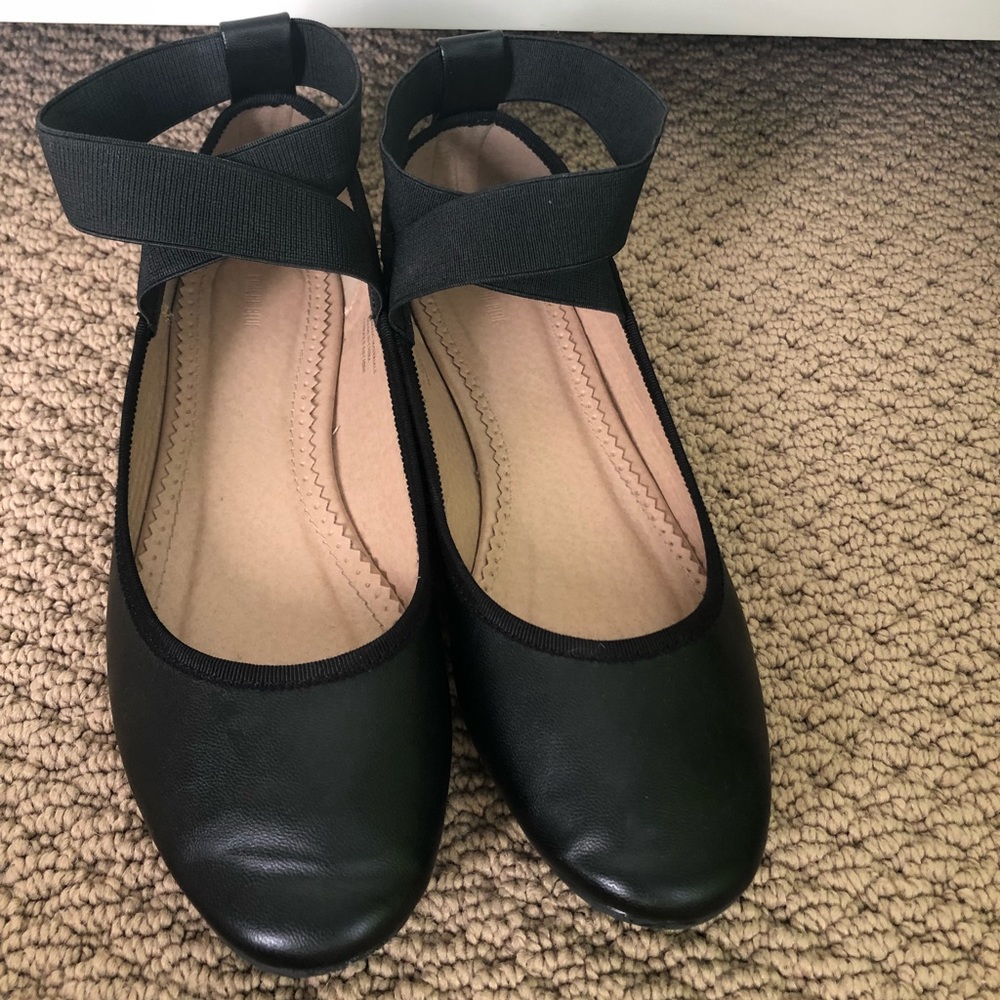 Black flats